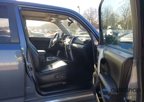 2011 Toyota 4Runner Sr5/Limited from USA, damaged, VIN JTEZU5JR6B5022317